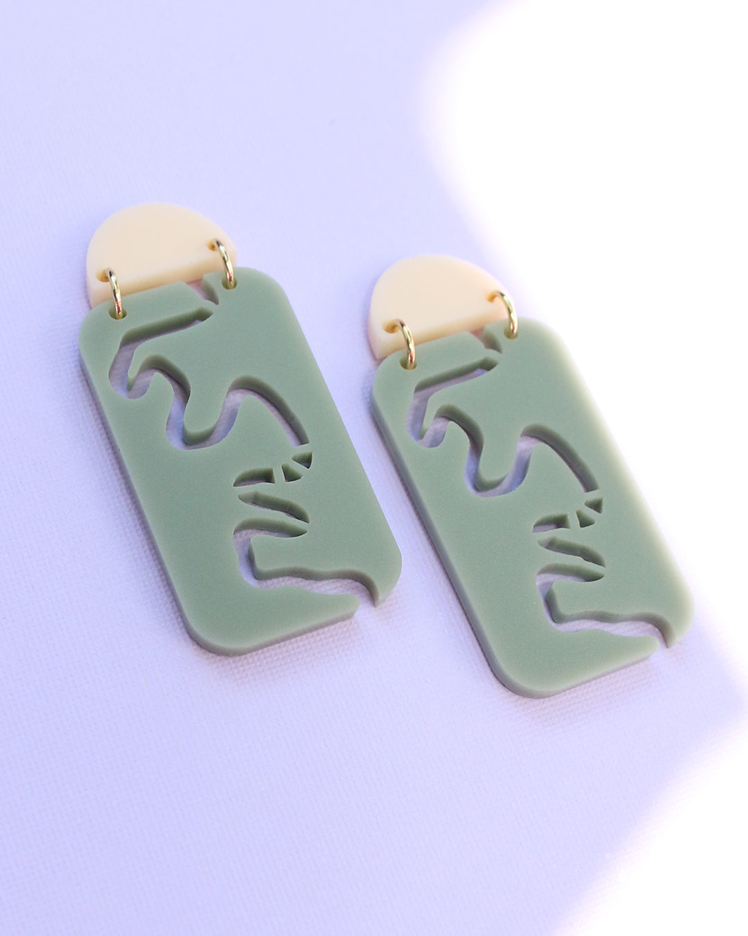 Brisbane River Earrings || Sage & Cream