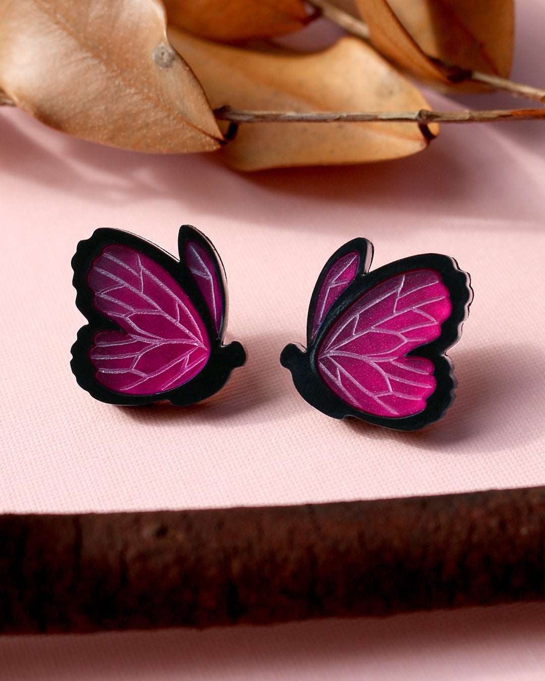 Tiny Dancers Studs || Fuchsia